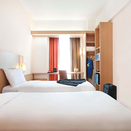 Ibis Bandung Trans Studio Экстерьер фото
