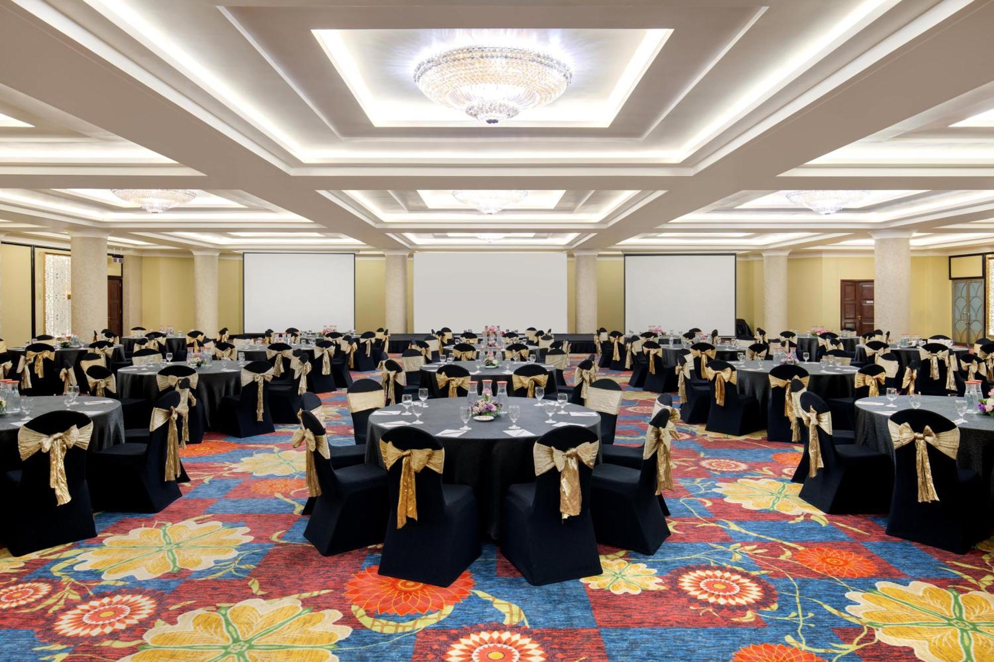 Ibis Bandung Trans Studio Экстерьер фото