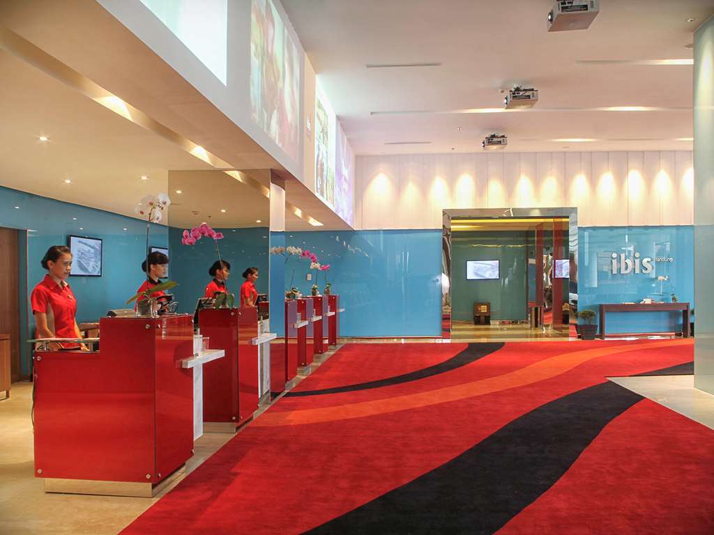 Ibis Bandung Trans Studio Экстерьер фото